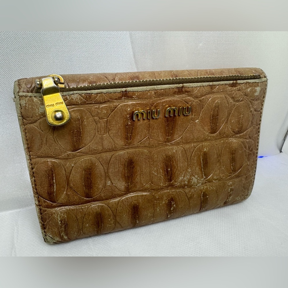 Miu Miu Wallet Zip Pocket Turn Lock RARE Vintage Miu Miu Crocodile Embossed - Picture 15 of 15